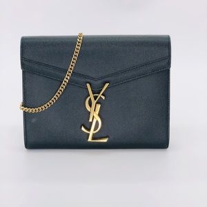 ❌SOLD❌SAINT LAURENT Cassandra Wallet-On-Chain